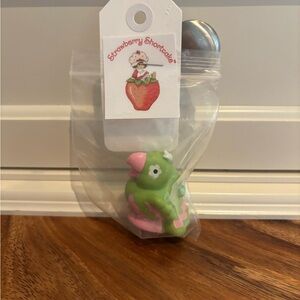 Strawberry Shortcake Bird Figurine